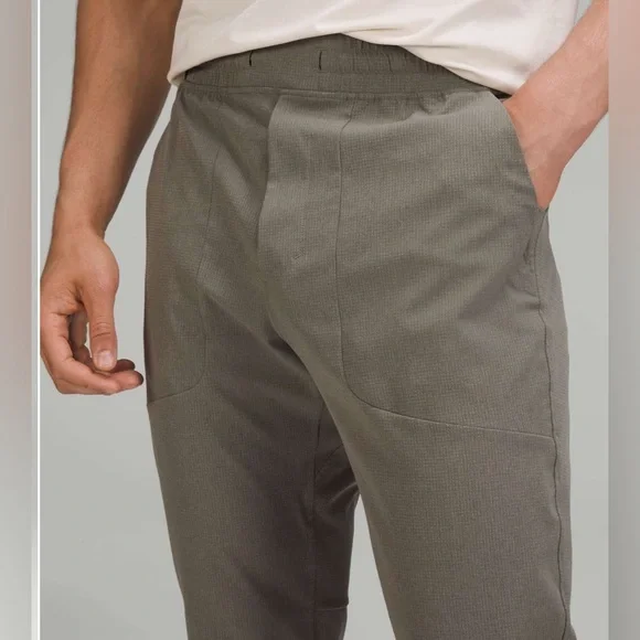 Lululemon ABC Jogger *WovenAir Grey Sage - Picture 2 of 4